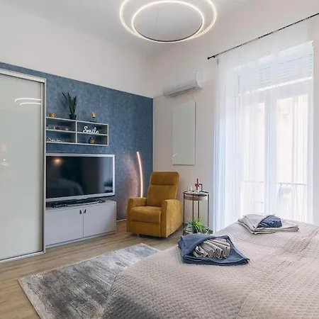 Castle Charm Apartment/ Ac * 부다페스트